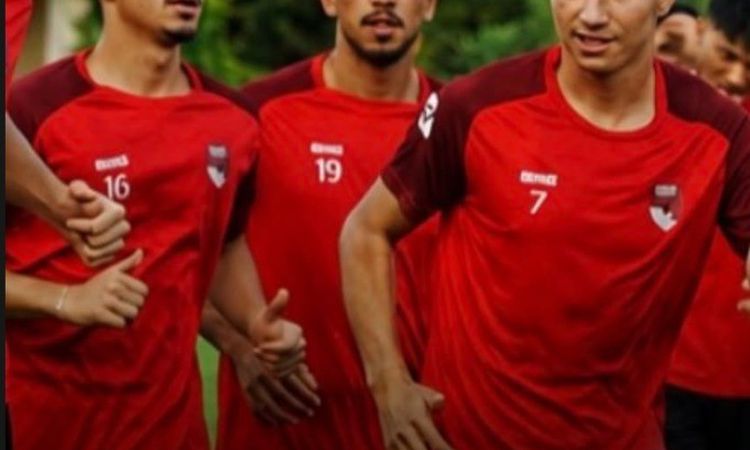 Gündemden Son Bilgiler: Denizli İdman Yurdu'ndan Mahmut Er Transferi - Haberleri ve Merak Edilenler