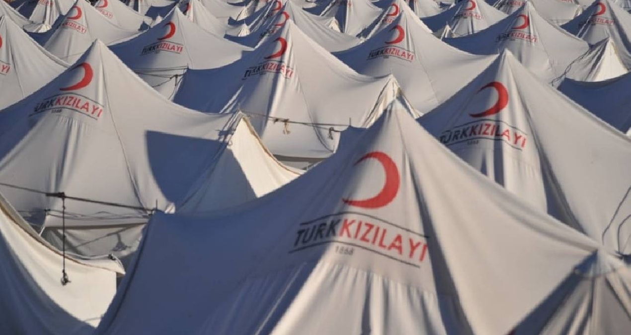 Kritik Açıklama: Depremde çadır satan Kızılay yöneticilerine dava geliyor - Son Dakika: Gelişmeler Takip Edili