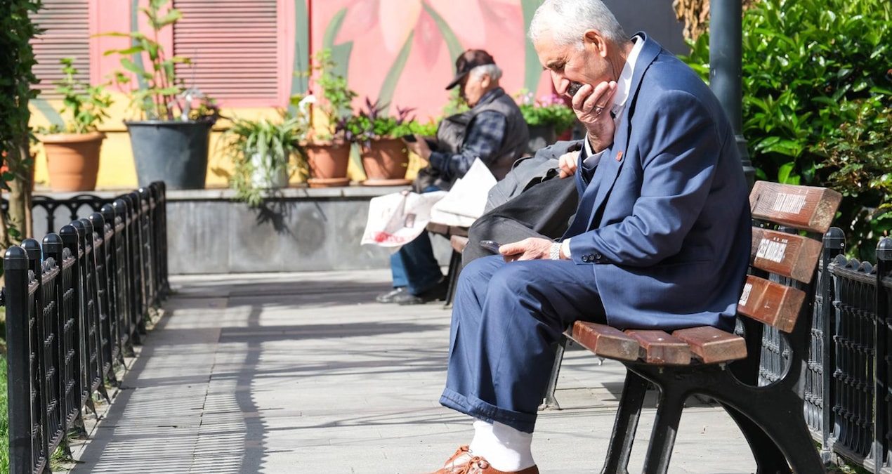 Son Gelişme: Dilekçe detayını atlayanlar emekli bayram ikramiyesi alamayacak - Haberleri: Gelişmeler Takip Edi