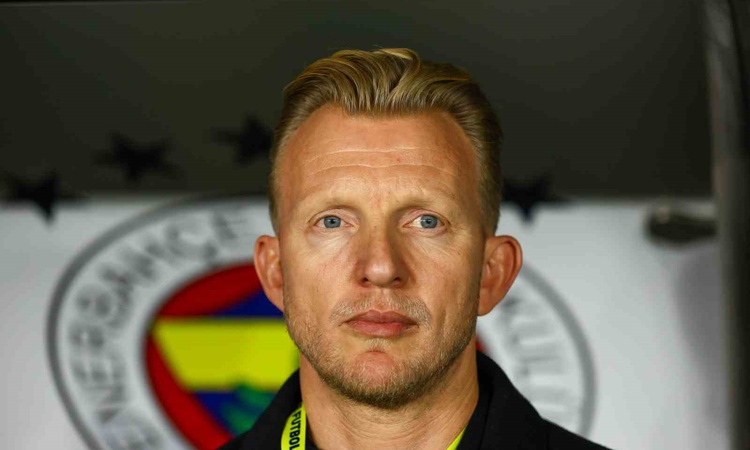 Dirk Kuyt ilk maçında Fenerbahçe'yi Göztepe karşısında 2 değişiklikle sahaya sürdü - Son Dakika Bilgileri