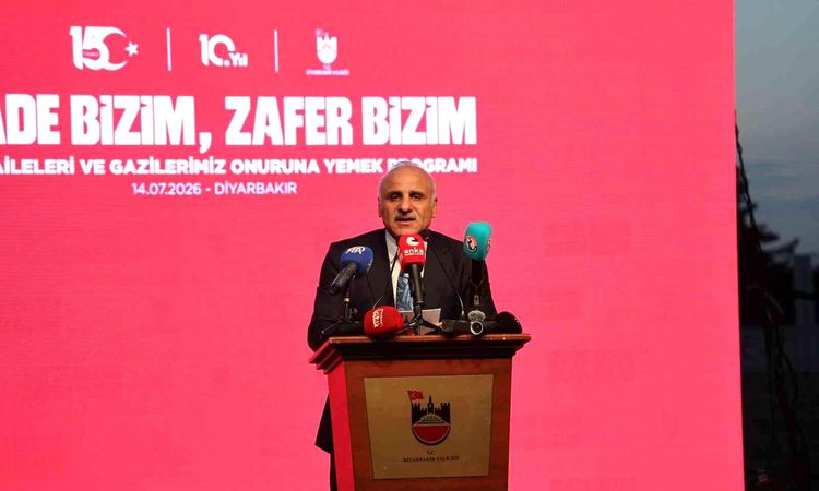 A Meal Program was Held in Diyarbakır in Honor of July 15 Martyr Families and Veterans - Breaking News