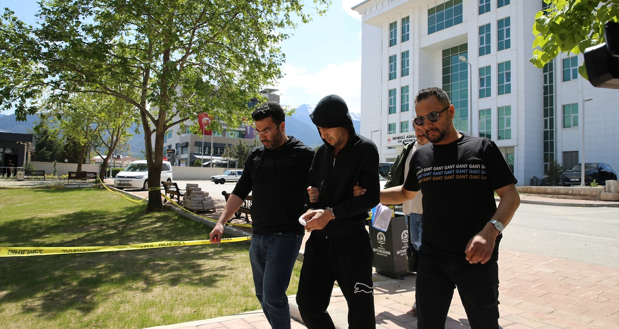 Son Gelişme: Düğün eğlencesi kanlı bitti: Tartıştığı arkadaşını bıçaklayarak öldürdü - Haberleri
