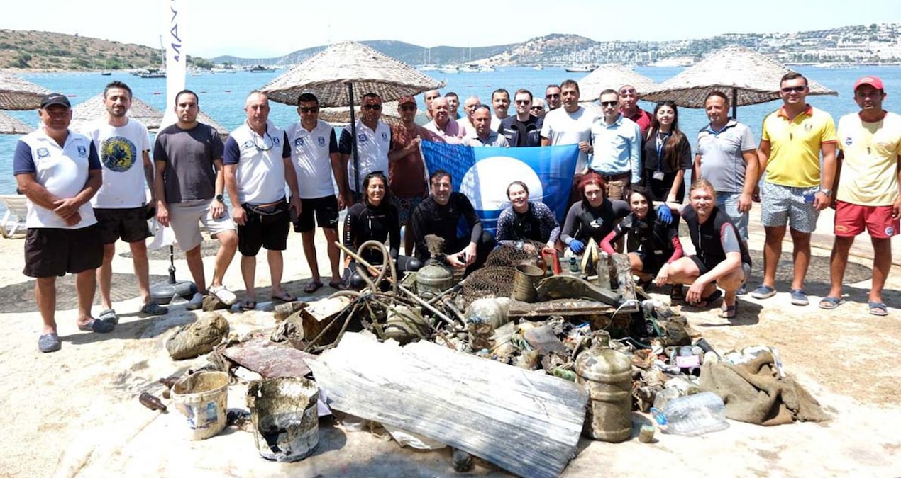 Like a seabed supermarket on the world-famous beach - News