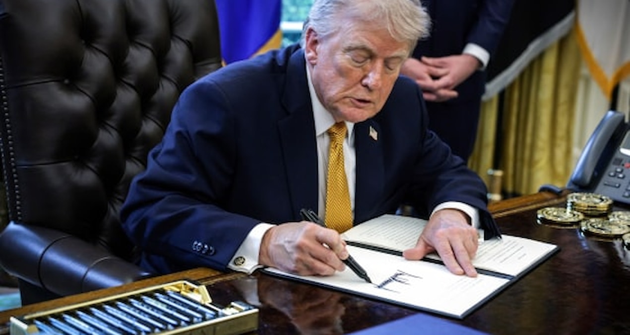 Market work of the world's busiest president! Trump made more than 21 thousand transactions in 2025 - News
