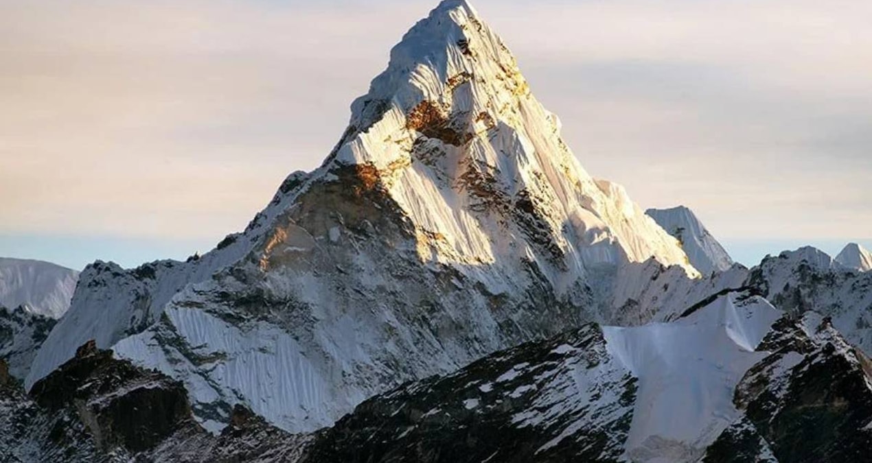 Ayrıntılar Netleşti: Dünyanın en yüksek dağı Everest değilmiş: Yıllardır yanlış biliniyormuş - Son Dakika Habe