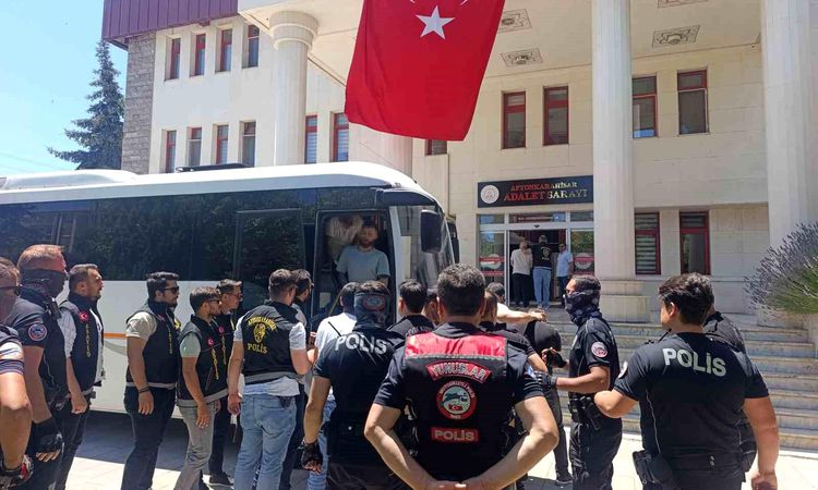 Breaking News: 18 Arrested in Bus Stop Chief Murder Sent to Courthouse