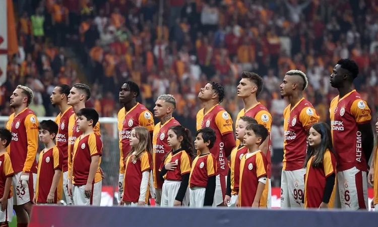 Kritik Açıklama: Dursun Özbek'e reddetmesi zor teklif! Kapı bu kez Osimhen için çalınmadı - Haberleri | İşte T