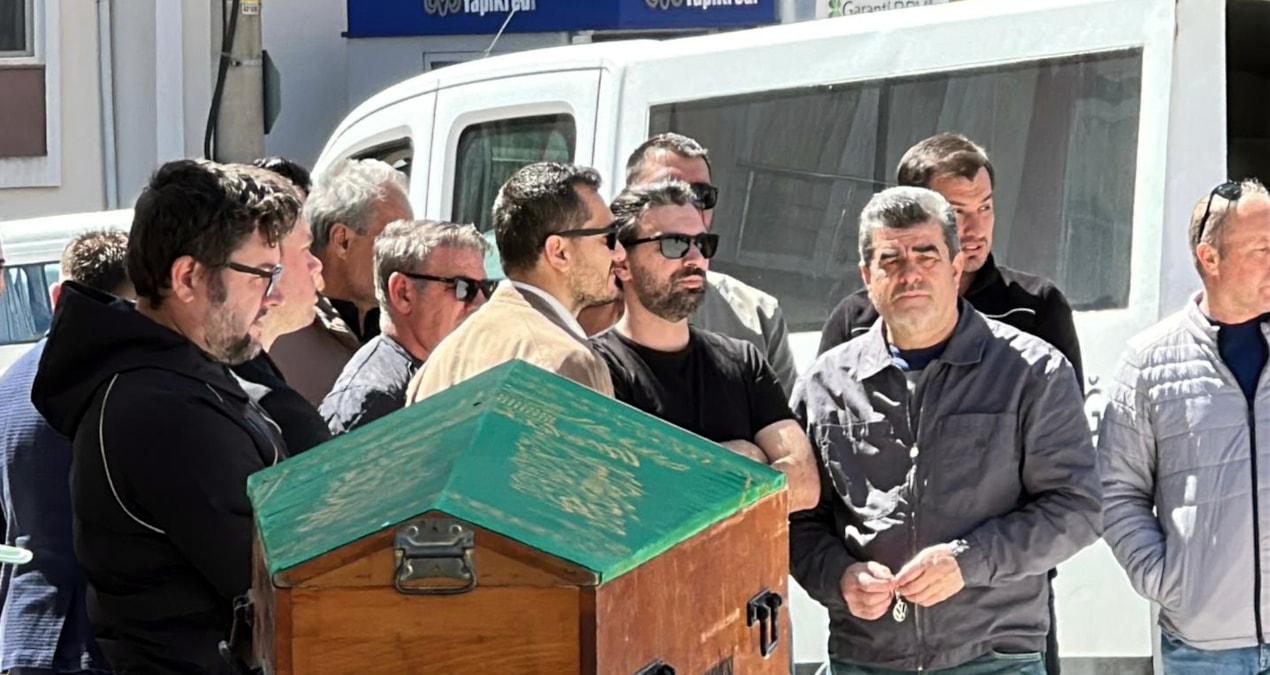 Kritik Açıklama: Edirne'de 5'inci kattan düşen 11 yaşındaki çocuk yaşamını yitirdi - Haberleri - Son Dakika Bi