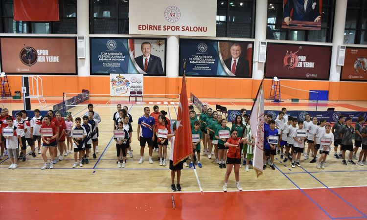Gündemden Son Bilgiler: Edirne'de ANALİG Badminton Grup Müsabakaları resmen start aldı - Son Dakika Haberleri
