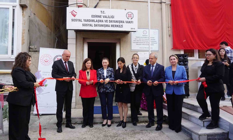 Edirne SODAM'da yeni eğitim dönemi 'Bir Kadın, Bin Umut' temasıyla açıldı | İşte Tüm Ayrıntılar