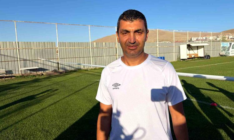 Kritik Açıklama: Elazığspor Teknik Direktörü Bozkurt: "Kadro kalitemiz her anlamda iyi" - Son Dakika Haberleri