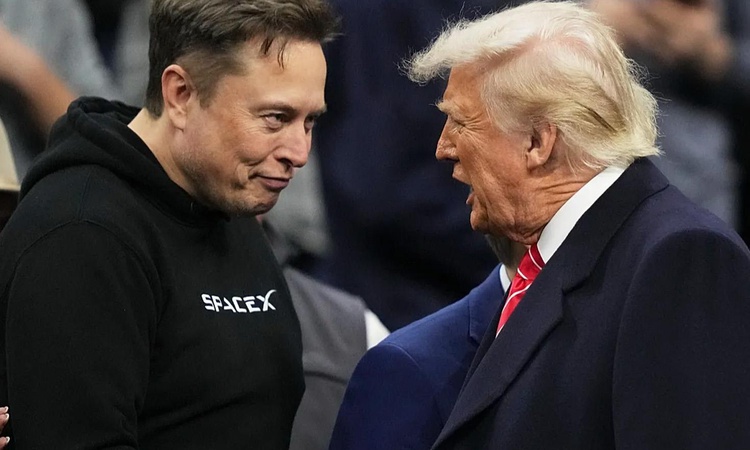 Elon Musk'ın ağzından "yapay zeka" kaçtı! Trump anında düzeltti ve Merak Edilenler
