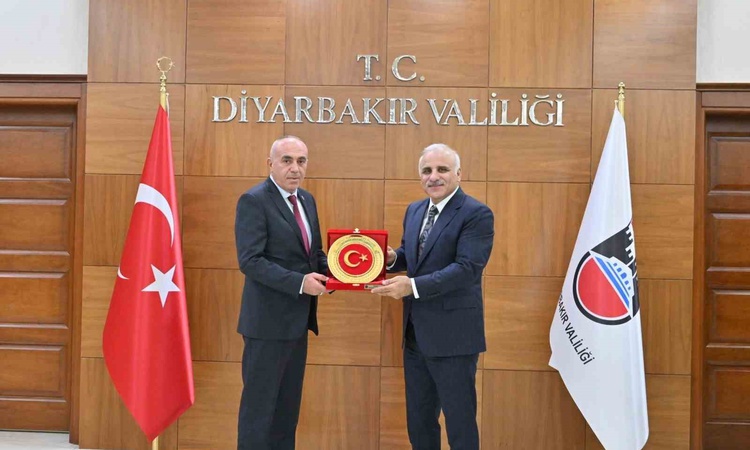 EMŞAV heyeti Vali Zorluoğlu ve Emniyet Müdürü Mutlu ile bir araya geldi