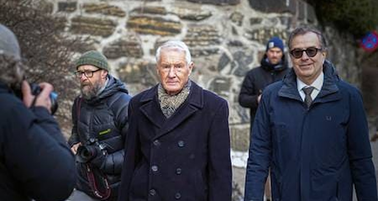 Gündemden Son Bilgiler: Epstein'le bağlantıları çıkmıştı: Eski başbakanın konutları tek tek basıldı - Haberler