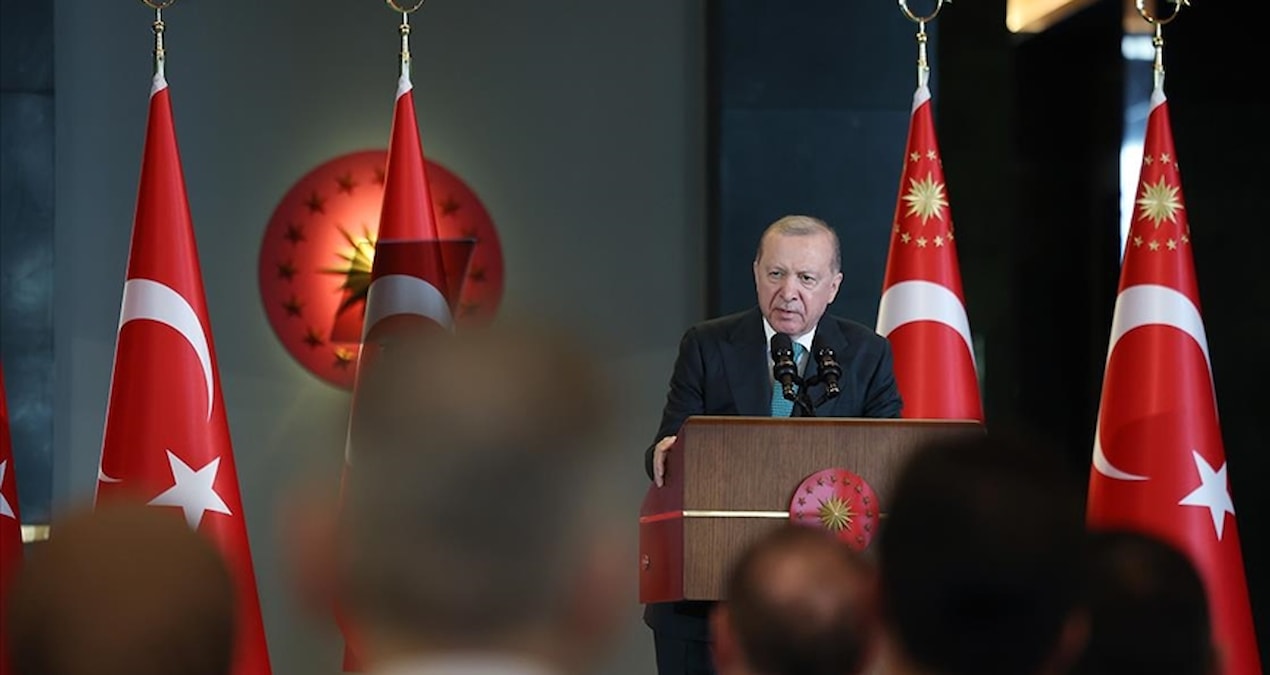 Kritik Açıklama: Erdoğan 'O' valilere kürsüden fırça attı - Haberleri - Son Dakika Bilgileri