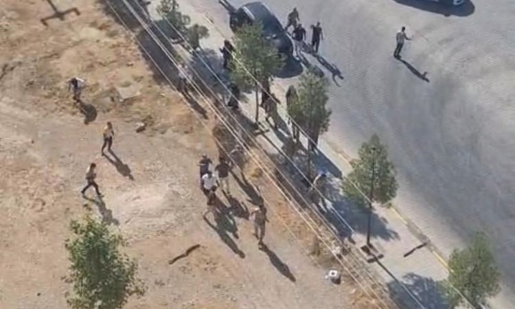 Son Gelişme: Ergani'de Arazi Kavgası Nizamiye Önünde - Son Dakika Haberleri: Gelişmeler Takip Ediliyor