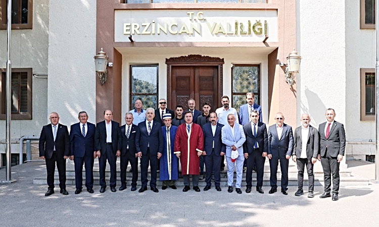Erzincan’da Ahilik Haftası kapsamında başarılı esnaflara onur belgesi | İşte Tüm Ayrıntılar