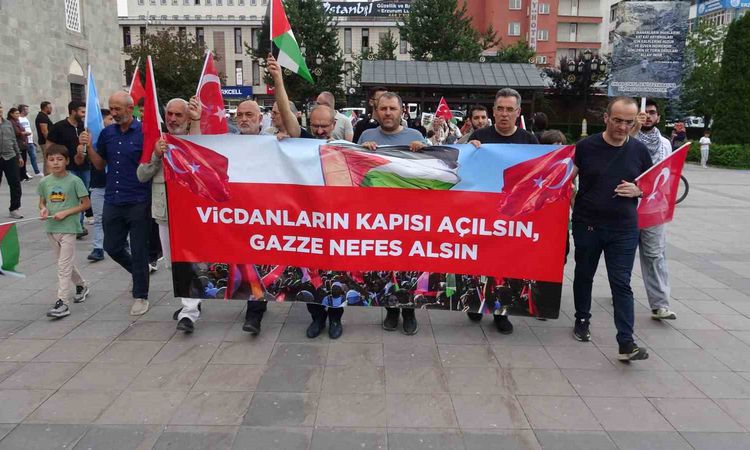 Gündemden Son Bilgiler: Erzurum’da sağlıkçılar 142. kez Gazze için yürüdü - Haberleri - Son Dakika Bilgileri