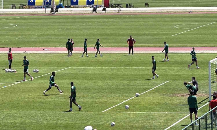 Son Gelişme: Esenler Erokspor yeni sezon hazırlıklarını Düzce’de sürdürüyor - Haberleri - Son Dakika Bilgileri