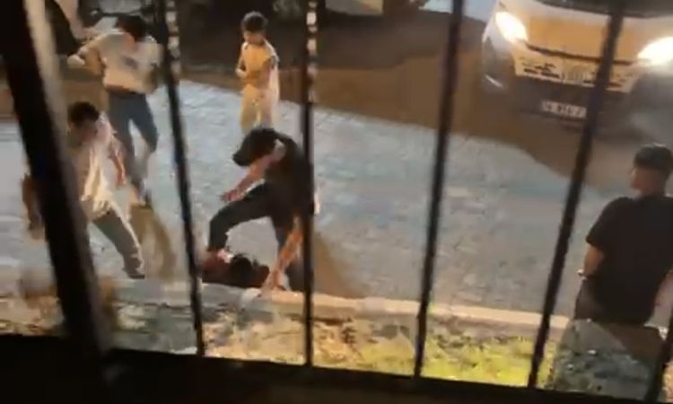 Ayrıntılar Netleşti: Esenler'de kız meselesi kavgası: 17 yaşındaki çocuğa balta ile taarruz, 7 gözaltı - Son D