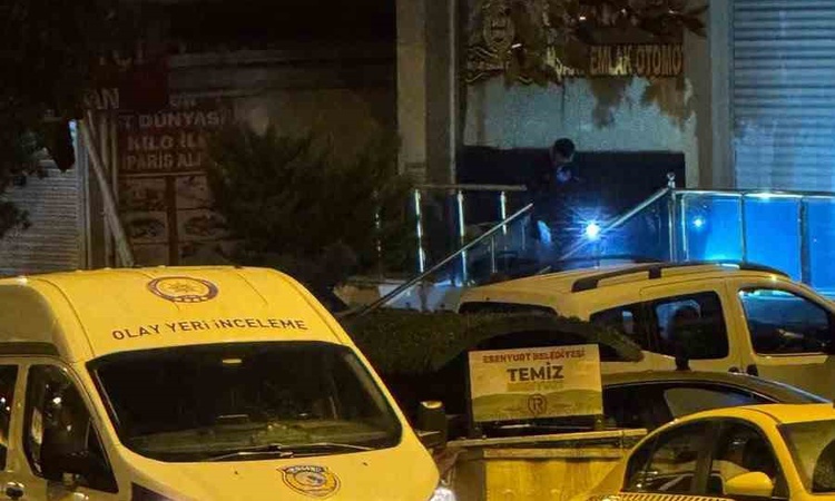Esenyurt'ta emlak ofisine molotof atıldı, polis yakalama çalışması başlattı ve Merak Edilenler