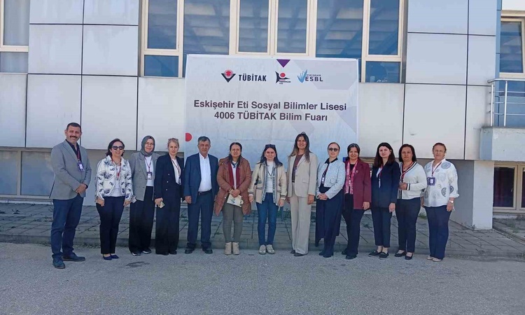 Eskişehir Eti Sosyal Bilimler Lisesi TÜBİTAK 4006'da Türkiye birincisi oldu