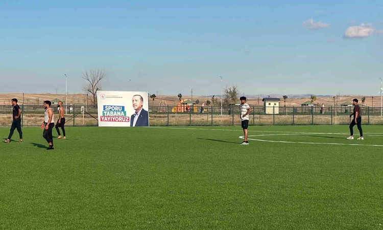 Eskişehir Mahmudiye'de tarım işçileri boş zamanlarını sporla değerlendiriyor - Son Dakika Bilgileri