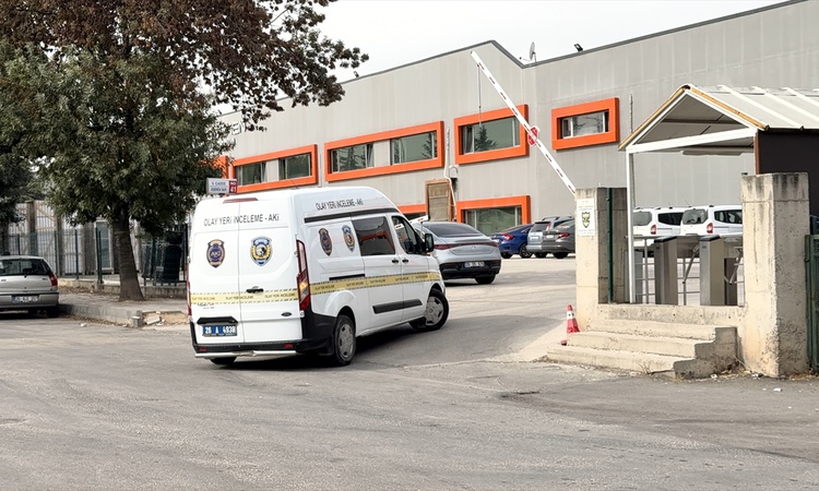 Eskişehir Odunpazarı'nda fabrikada 7,5 metre yükseklikten düşen işçi yaşamını yitirdi