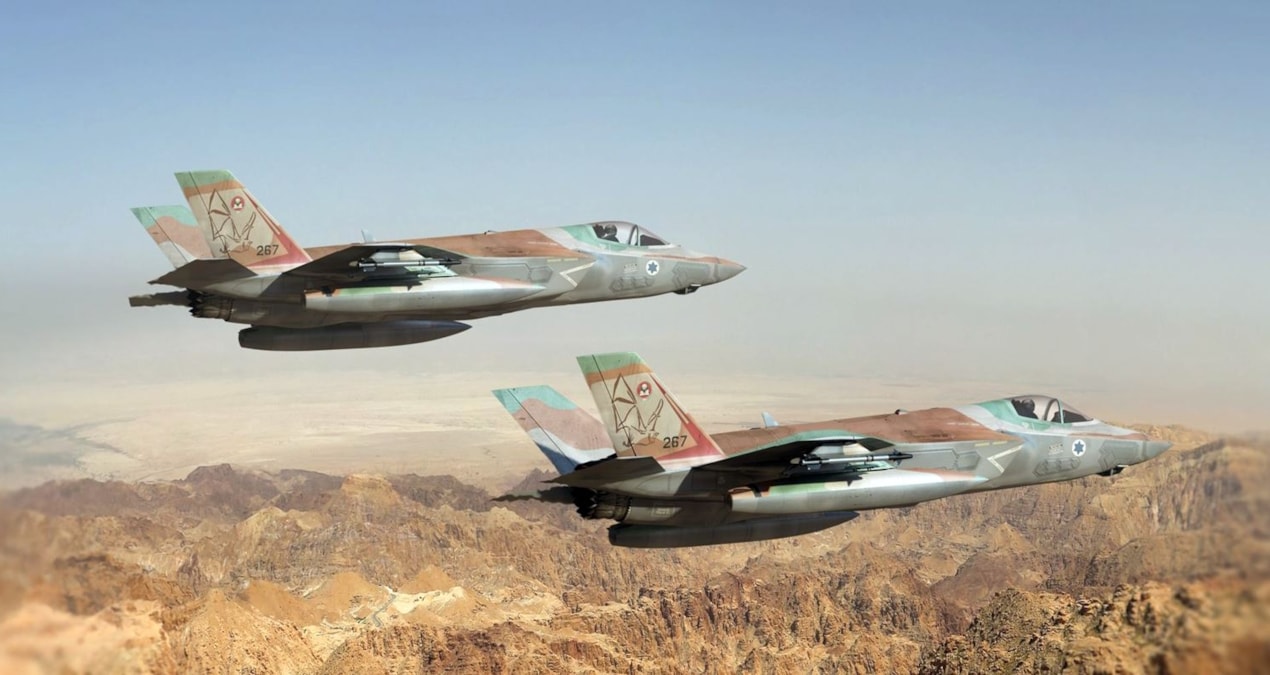 Kritik Açıklama: F-35'lere hangardan çıkartıp ek füze eklediler! Savaş için ellerini ovuşturmaya başladılar -