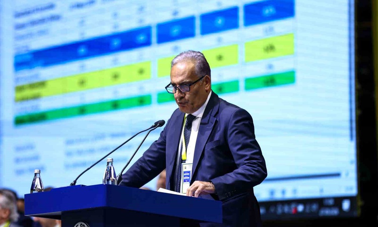 Fenerbahçe'de ara transferde 5 futbolcuya 24 milyon euro harcandığı belirtildi ve Merak Edilenler