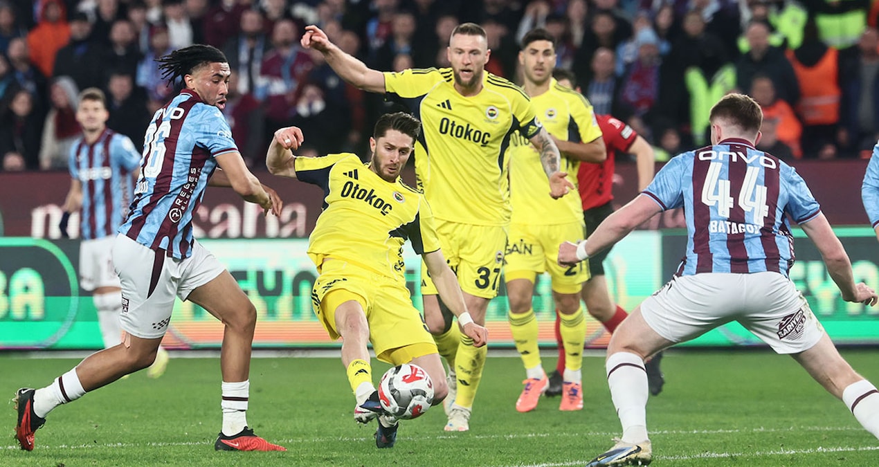 Sıcak Gündem: Fenerbahçe'deki kabus maçını oynadı: En kötü rakamlarını Trabzon'da gördü - Haberleri | İşte Tüm