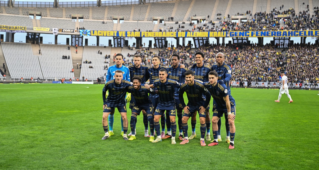 Kritik Açıklama: Fenerbahçe'de derbi öncesi iki yıldıza Noel izni - Son Dakika Haberleri: Gelişmeler Takip Edi