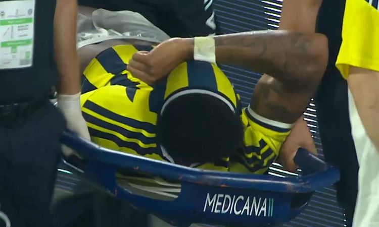 Fenerbahçe'de korkutan sakatlık! Sahadan gözyaşlarıyla ayrıldı - Son Dakika ve Merak Edilenler