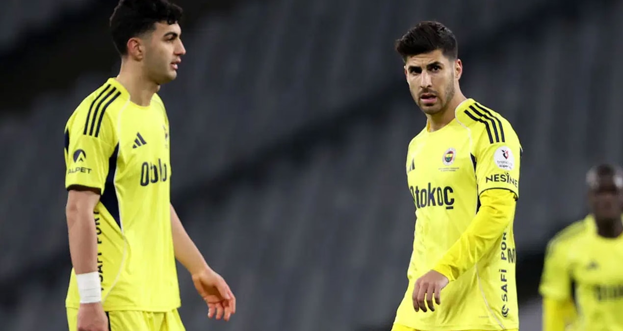 Son Gelişme: Fenerbahçe'de maç sonu 6 futbolcudan olay hareket - Son Dakika Haberleri | İşte Tüm Ayrıntılar