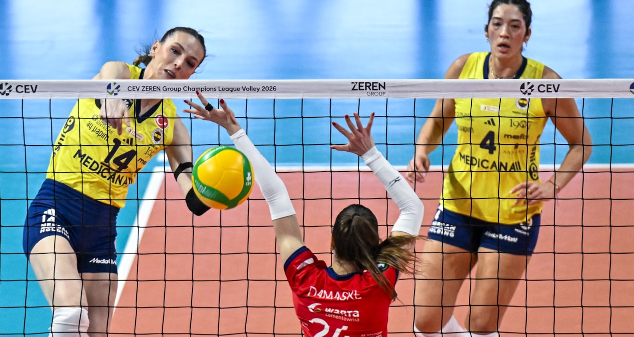 Son Gelişme: Fenerbahçe Medicana evinde PGE Budowlani'ye set vermedi - En Son Haber: Gelişmeler Takip Ediliyor