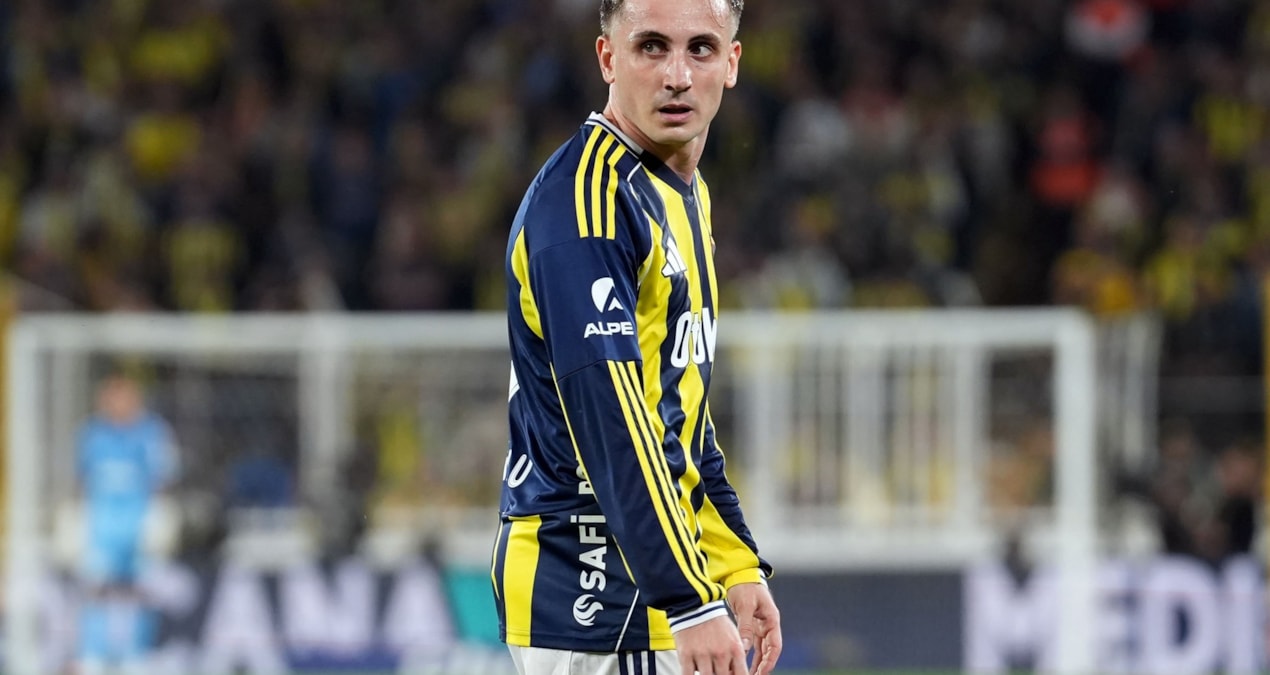 Fenerbahçe'ye kötü haber! UEFA'dan ağır ceza geldi - En Son Haber ve Merak Edilenler