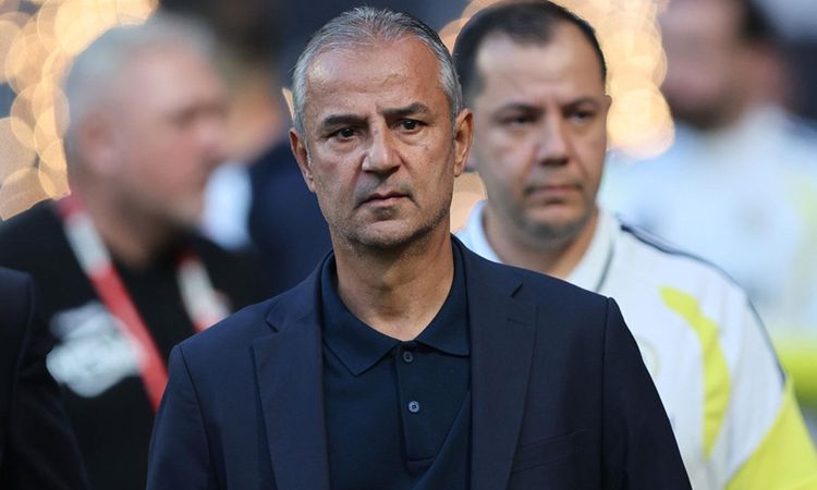 Kritik Açıklama: Fenerbahçe'yi bekleyen zorlu fikstür! 15 günde 5 kritik maça çıkacak - Son Dakika Haberleri -