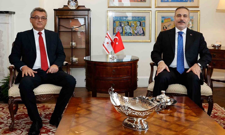 Fidan, BM 81. Genel Kurulu marjında KKTC Cumhurbaşkanı Erhürman ile görüştü