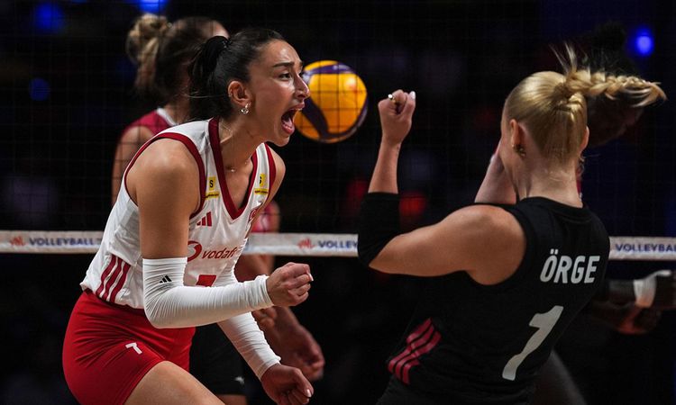 Son Gelişme: Filenin Sultanları'nın Milletler Ligi'nin yarı finaldeki rakibi netleşti - Son Dakika Haberleri: