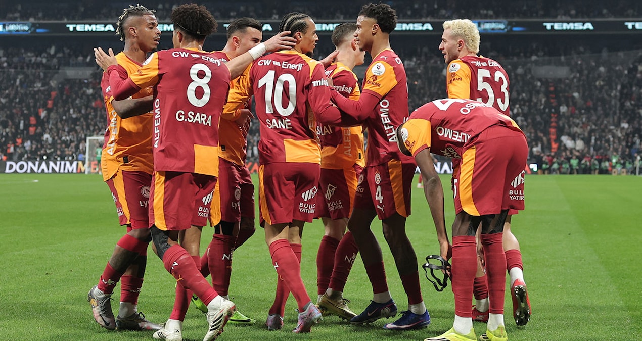 Galatasaray derbide 10 kişiyle 3 puanı kaptı! - En Son Haber ve Merak Edilenler
