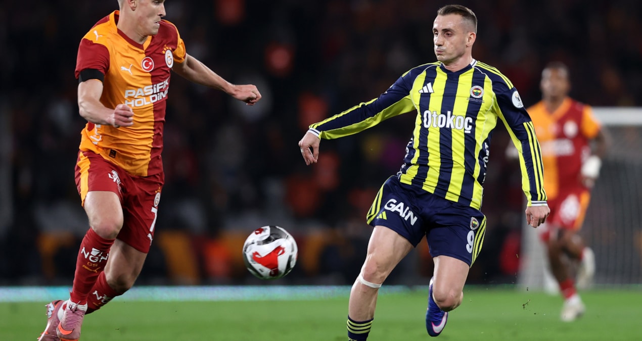 Son Gelişme: Galatasaray-Fenerbahçe derbisinin biletleri cep yakacak - Son Dakika