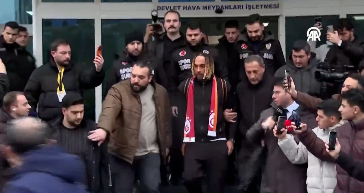Sıcak Gündem: Galatasaray Sacha Boey'e kavuştu! İşte anlaşma detayları... - Haberleri ve Merak Edilenler