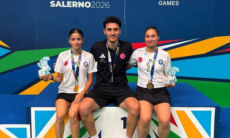 Gündemden Son Bilgiler: Gazi Üniversitesi, Avrupa Üniversite Oyunları'nda badmintonda 2 madalya kazandı - Son
