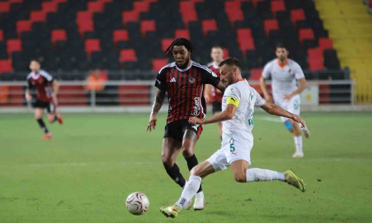 Ayrıntılar Netleşti: Gaziantep FK ve Alanyaspor 1-1 Berabere - Son Dakika Haberleri: Gelişmeler Takip Ediliyor