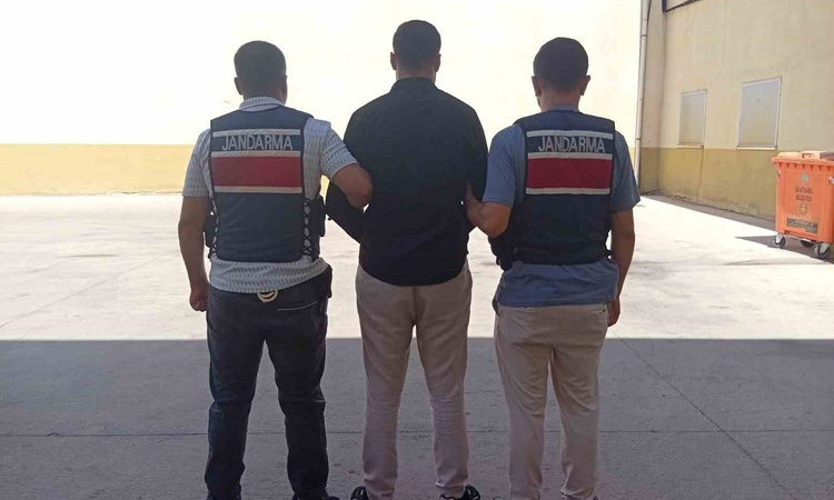 Gaziantep'in Oğuzeli'nde 14 yıl 2 ay 15 gün hapis cezasıyla aranan şahıs yakalandı ve Merak Edilenler