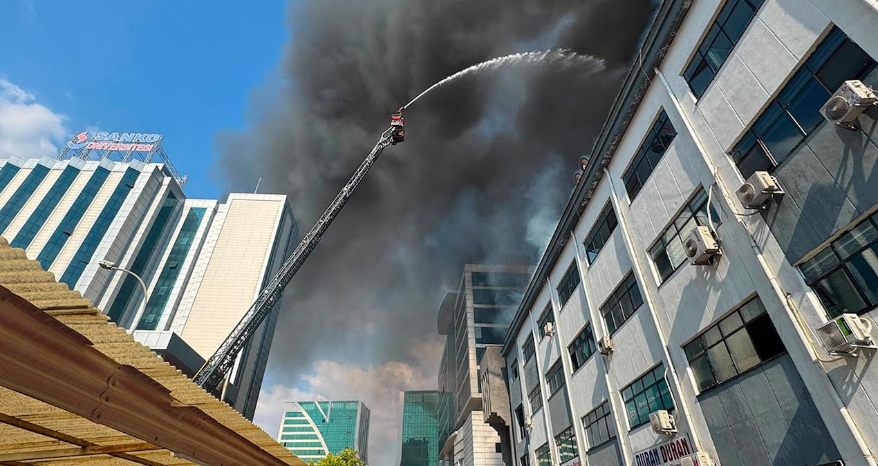 A fire broke out in a 5-storey business center in Gaziantep - Breaking News