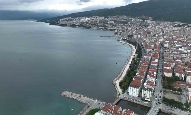 Gemlik'te 2,8 büyüklüğünde deprem oldu, Yalova ve İstanbul'da hissedildi - Son Dakika Bilgileri