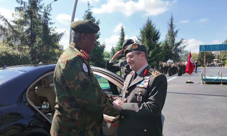 Son Gelişme: Genelkurmay Başkanı Bayraktaroğlu, Sudanlı mevkidaşı Elatta'yı askeri törenle karşıladı - Haberle