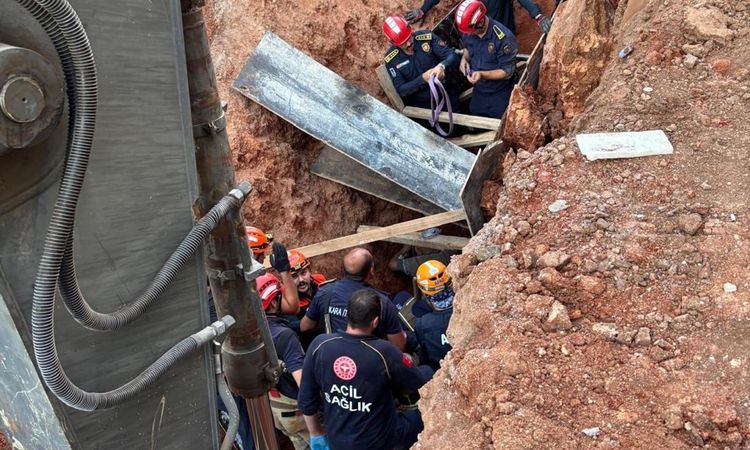 Gölbaşı'nda göçük altında kalan işçi kurtarıldı