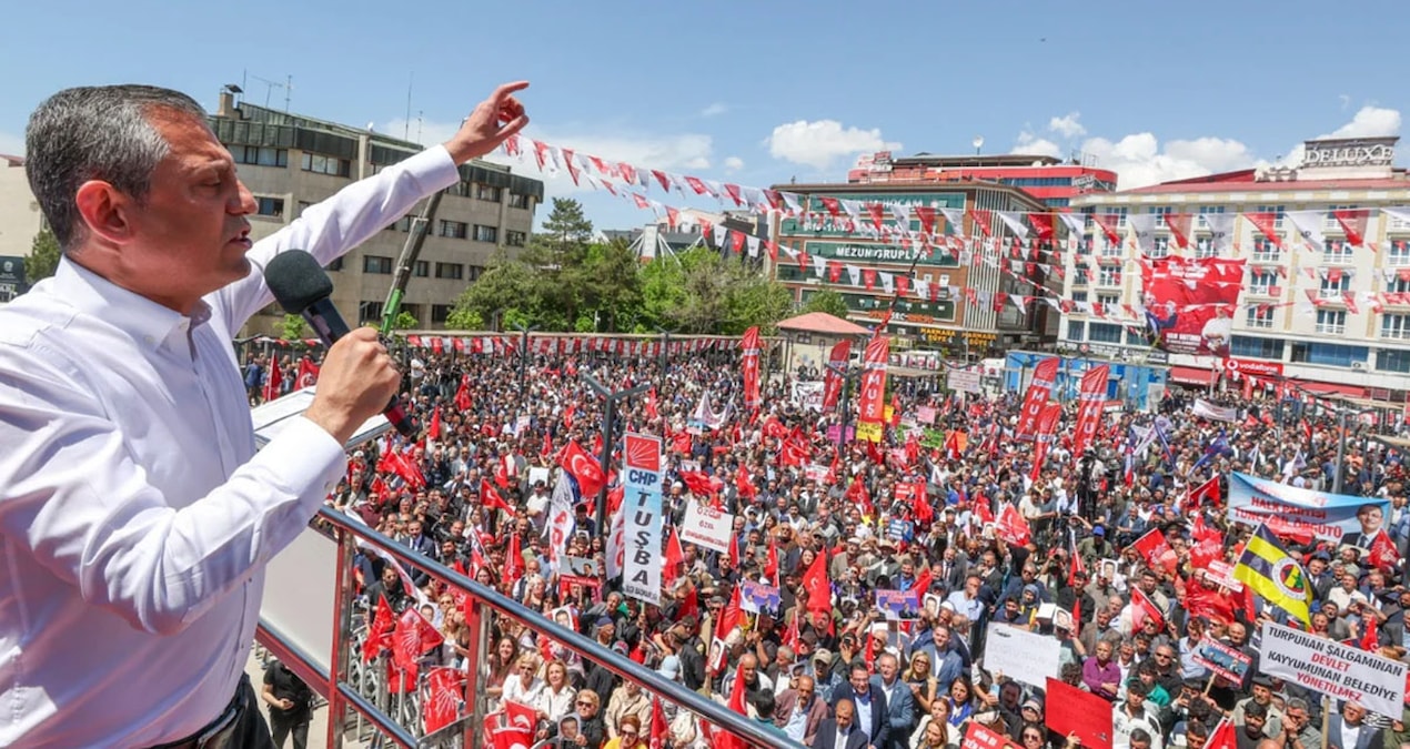 Ayrıntılar Netleşti: Gözaltına alınan CHP'li belediye başkanına destek mitingi - Haberleri